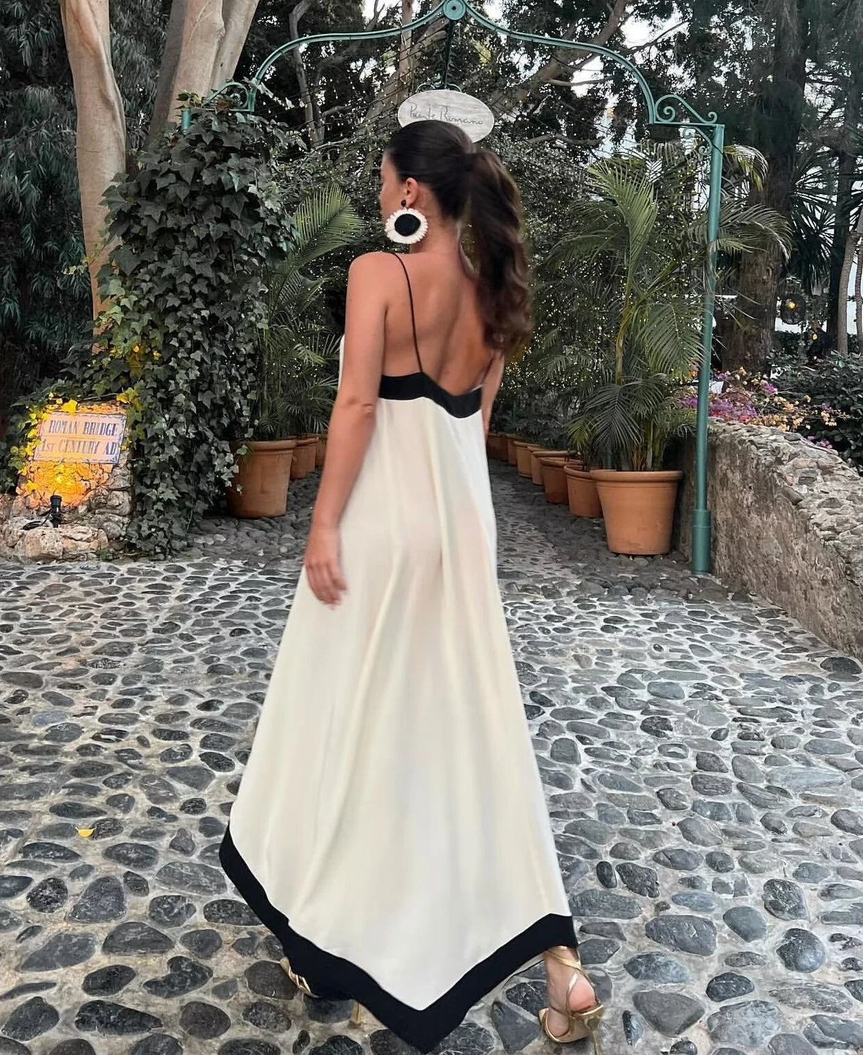 Vestido Mademoiselle - (Têndencia Francesa)